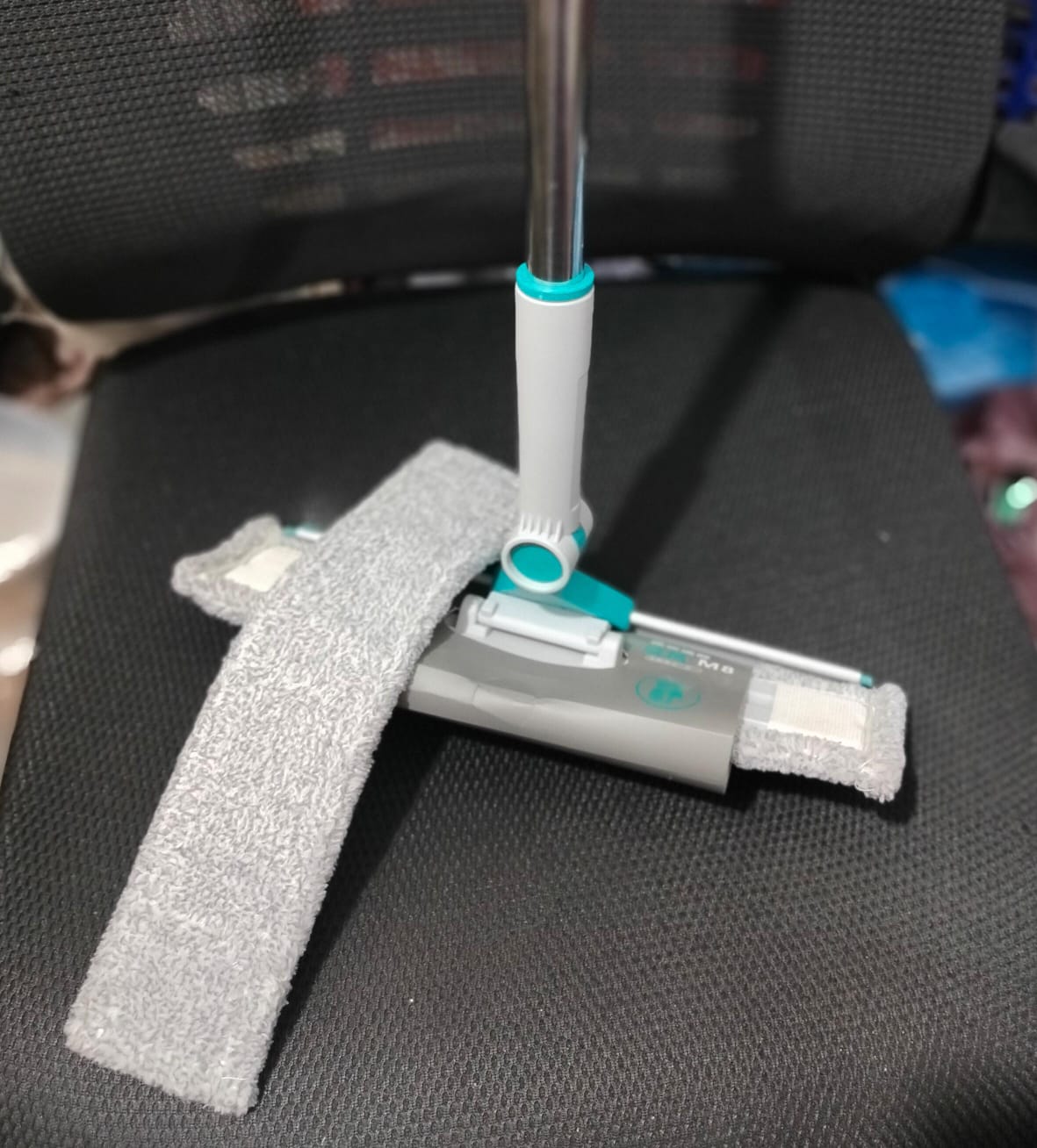 Rotatable Glass Wiper | Bendable Double-Sided Squeegee for Window & Floor Cleaning - Image 4